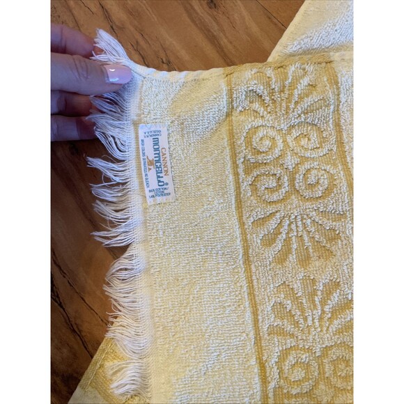 3 Vintage Cannon Monticello Santa Cruz Bath Hand Towels Sculpted Fringe Yellow - Picture 10 of 10